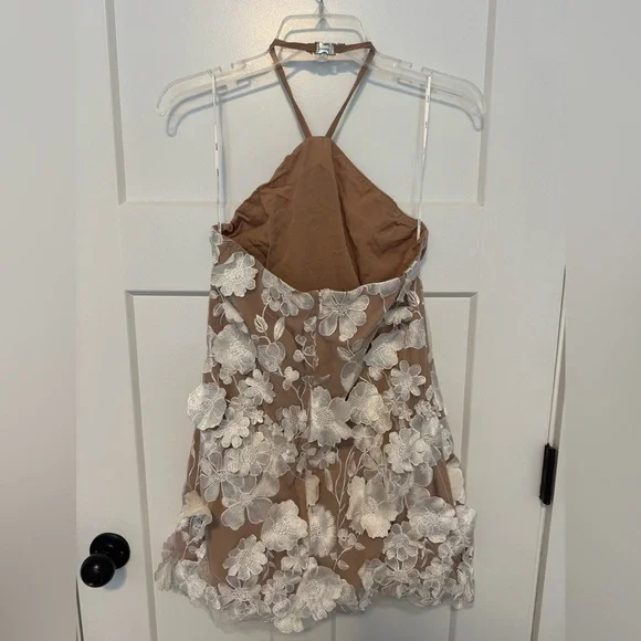 Elliatt's Callista minidress - Picture 4 of 6